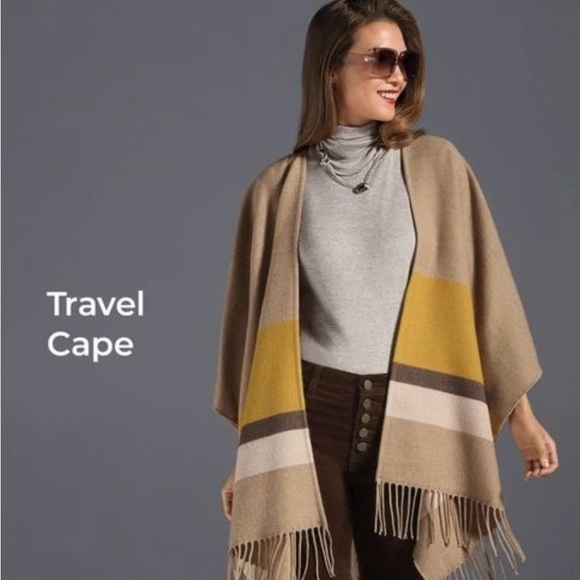 Cabi Travel Cape, One size - Picture 2 of 4